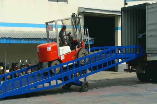 購買登車橋要注意什么？