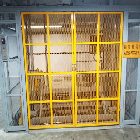 電路公司定制升降平臺案例