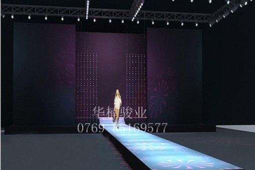 怎樣判斷升降伸縮舞臺(tái)是否劃算？