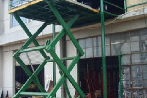 剪叉式升降平臺(tái)的性能怎么樣？