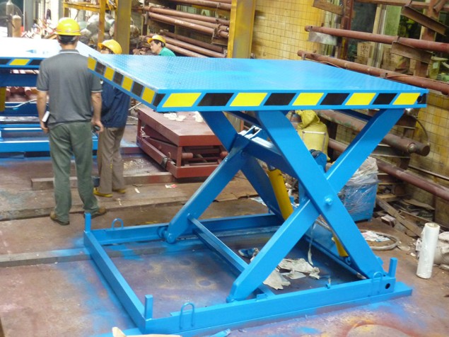 標準貨柜車升降平臺