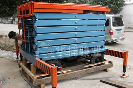 操作移動(dòng)式升降機(jī)必須要遵循的“6”項(xiàng)規(guī)定