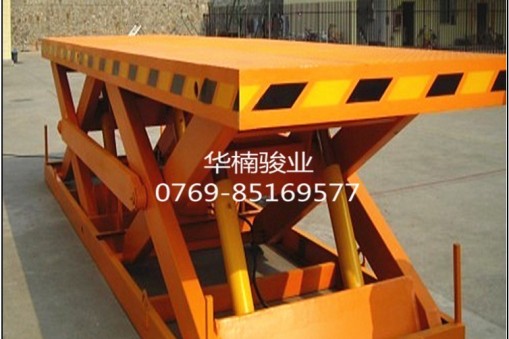 采購(gòu)導(dǎo)軌式升降平臺(tái)要重視質(zhì)量問題