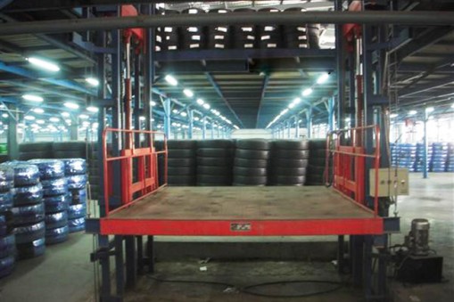 重慶榮昌升降機(jī)、液壓電梯廠家