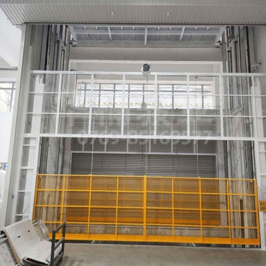 大型升降機案例