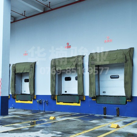 冷庫(kù)用登車(chē)橋案例-華楠駿業(yè)