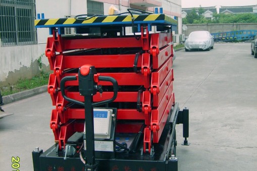 升降機(jī)油管爆裂有危險嗎？