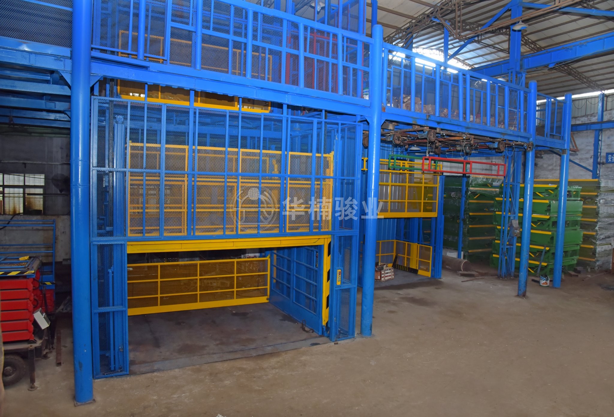 升降機(jī)廠家告訴您如何做好電動(dòng)升降臺(tái)的運(yùn)轉(zhuǎn)保障 升降機(jī)廠家告訴您如何做好電動(dòng)升降臺(tái)的運(yùn)轉(zhuǎn)保障