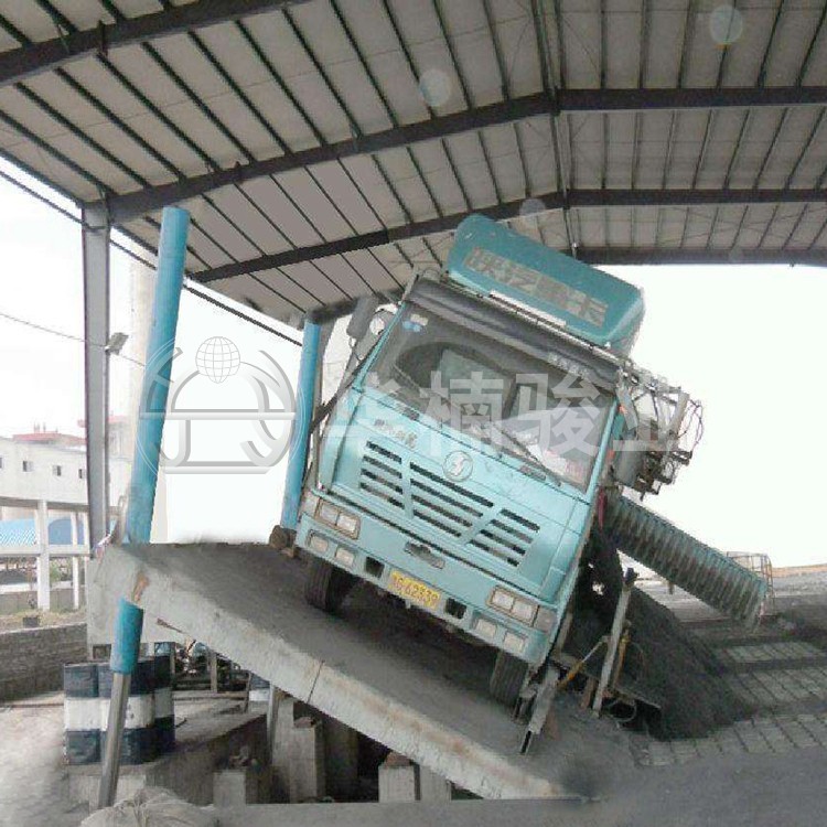 定制超大臺(tái)面的升降機(jī)有什么優(yōu)勢 定制超大臺(tái)面的升降機(jī)有什么優(yōu)勢